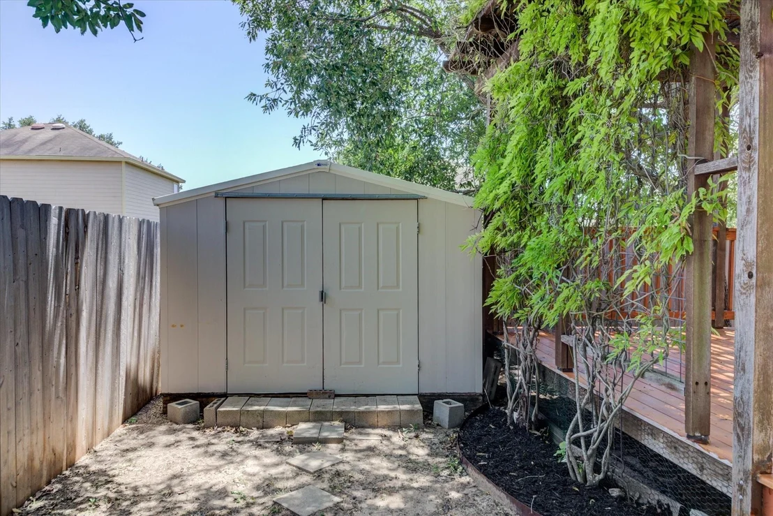 Photo of 5308 Apple Orchard LN