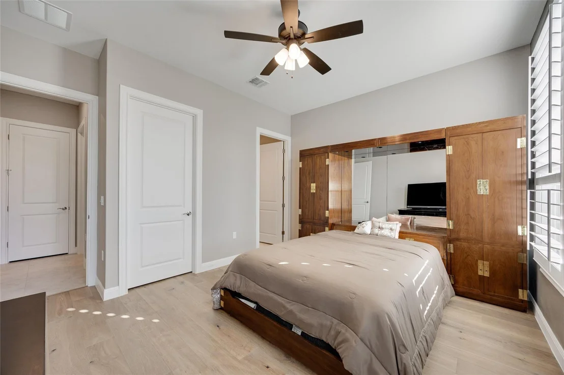 Photo of 102 Pointer LN
