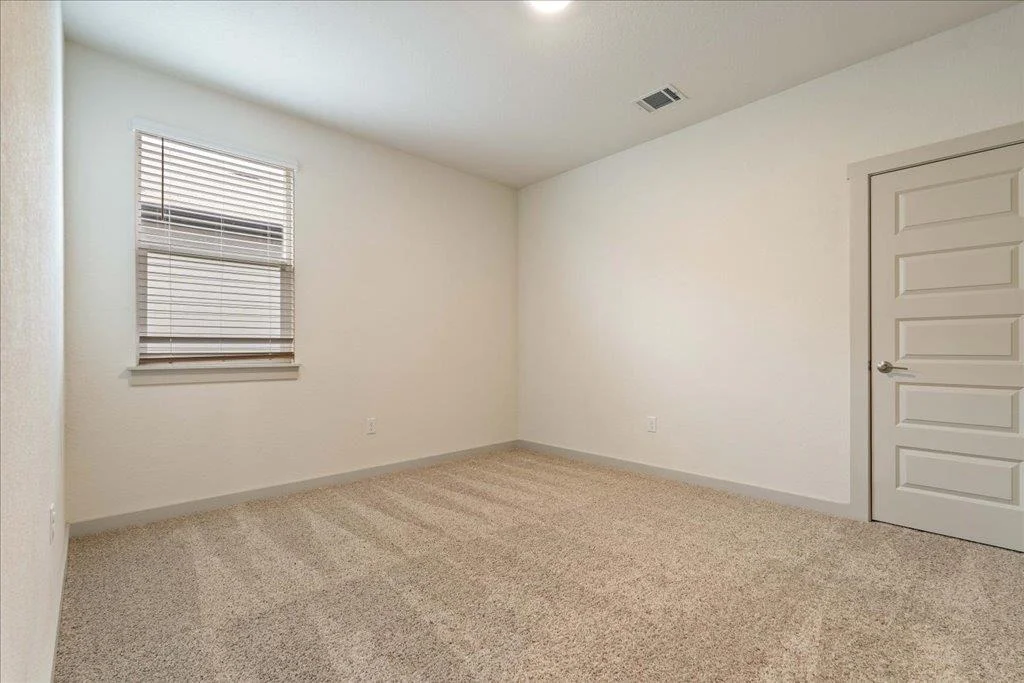 Photo of 7410 Sagira PATH