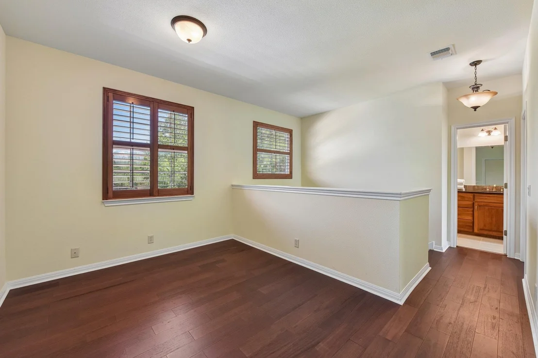 Photo of 1915 Oak Forest DR