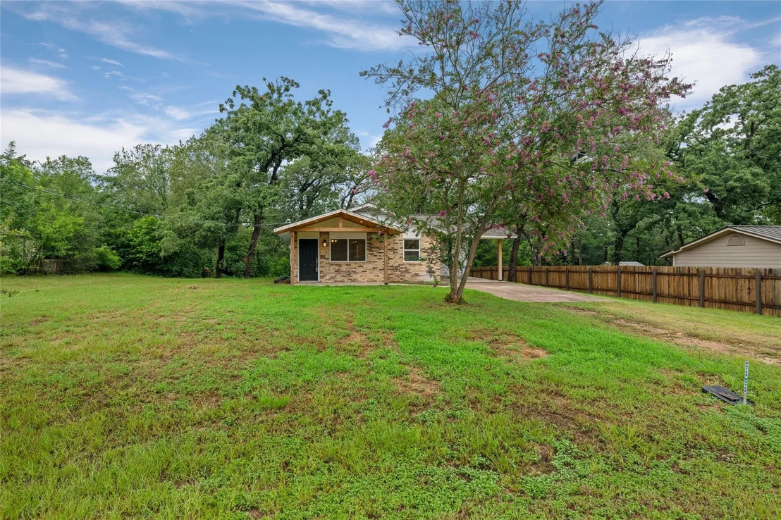 Photo of 212 Cool Water DR