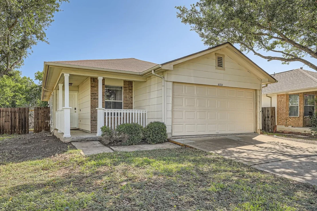 Photo of 16321 Hamilton Point CIR