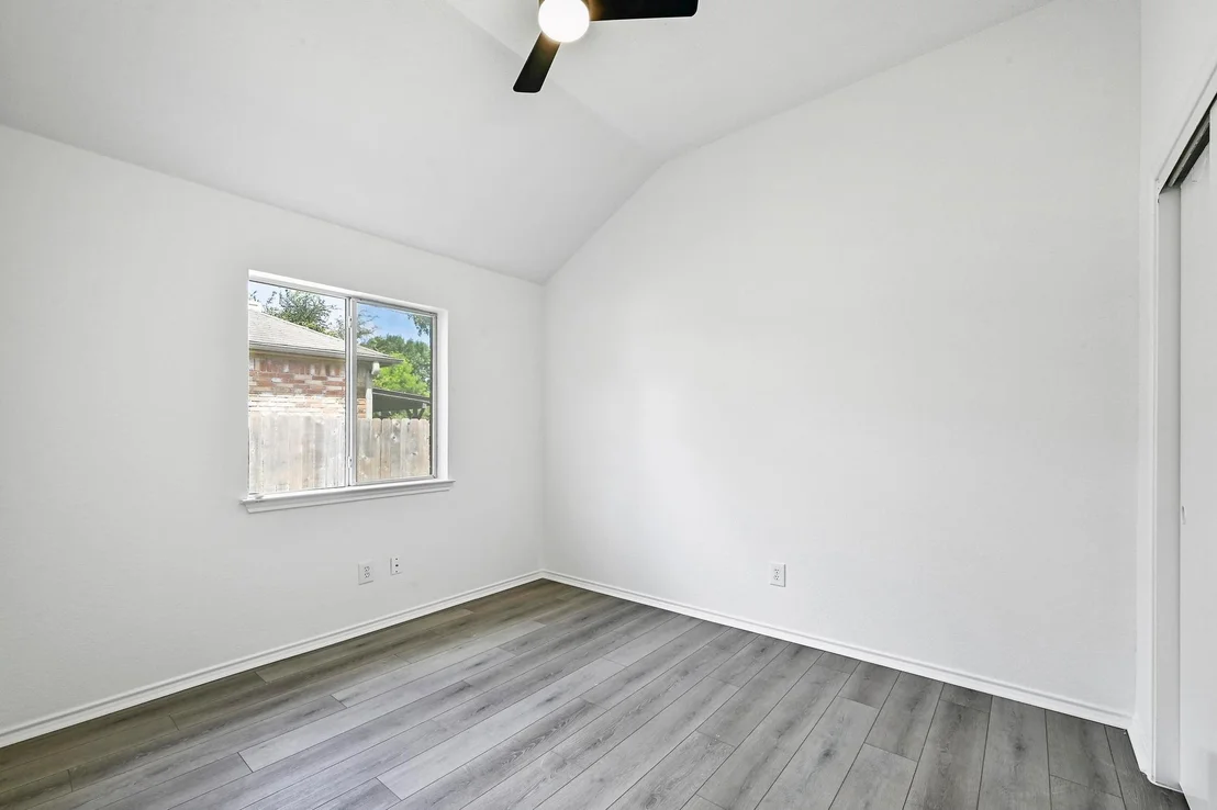 Photo of 1105 Madrone TRL