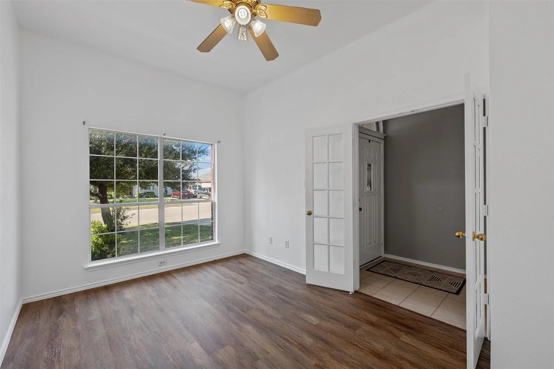 Photo of 233 Memory LN