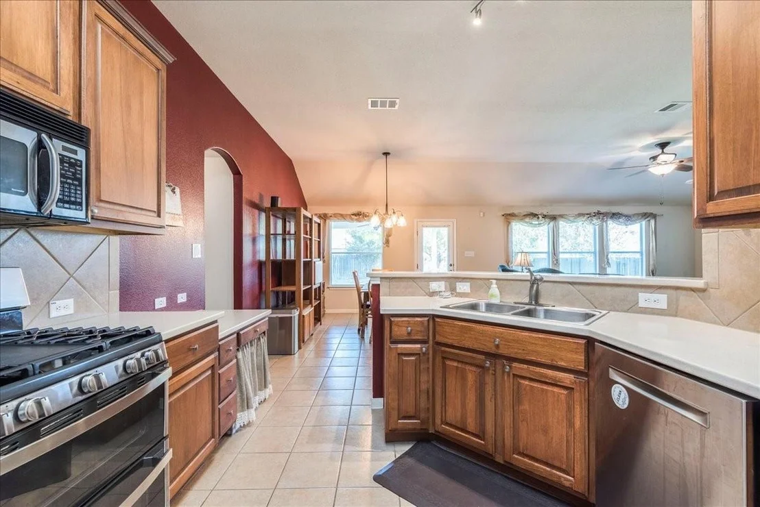 Photo of 908 Windsor Castle DR