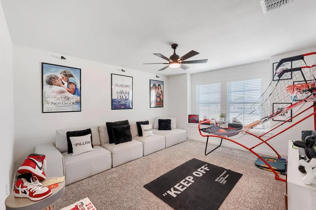 Photo of 174 Shackleton DR