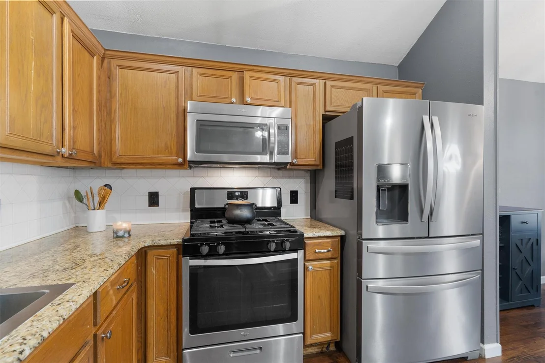 Photo of 2000 Holly Springs DR