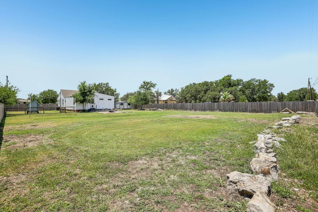 Photo of 106 County Road 425