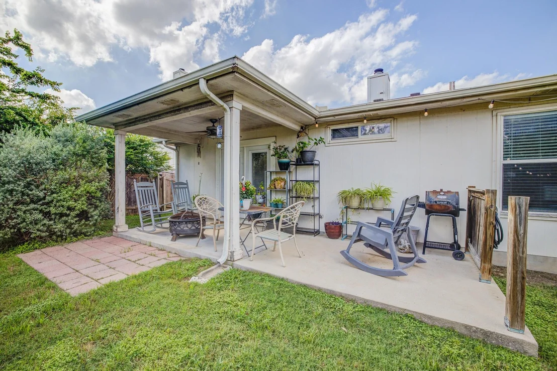 Photo of 202 McCarthur DR