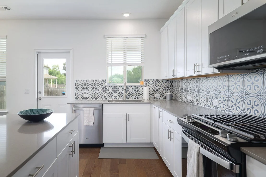 Photo of 6829 Ellsworth WALK