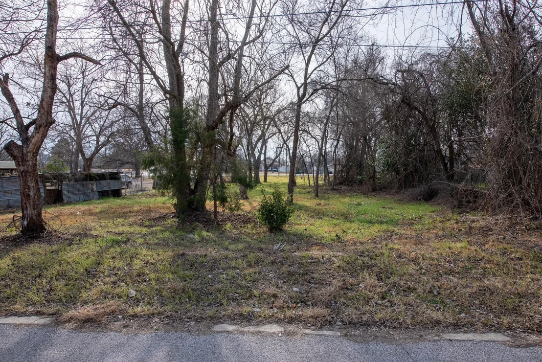 Photo of 418 S Avenue D Ave