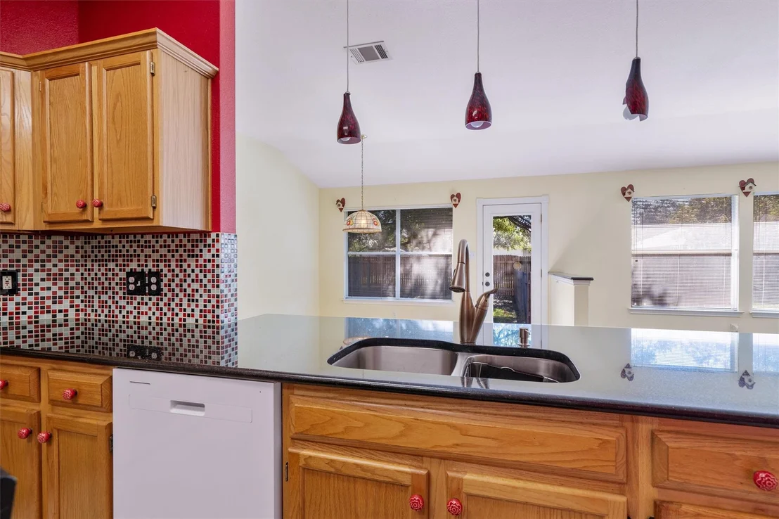 Photo of 1007 Leah LN