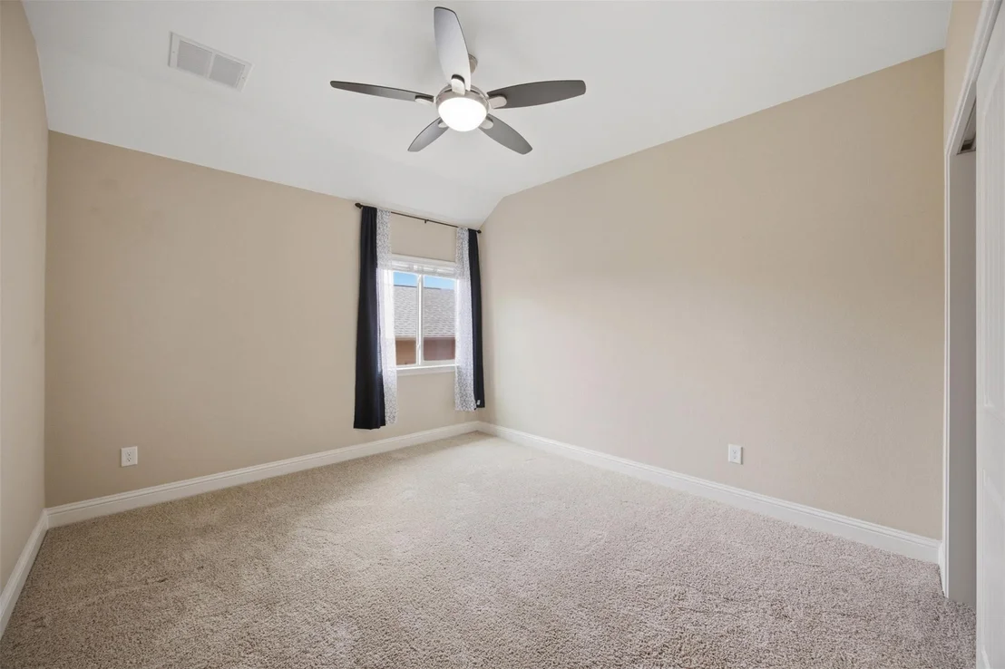 Photo of 1016 Winding Way DR