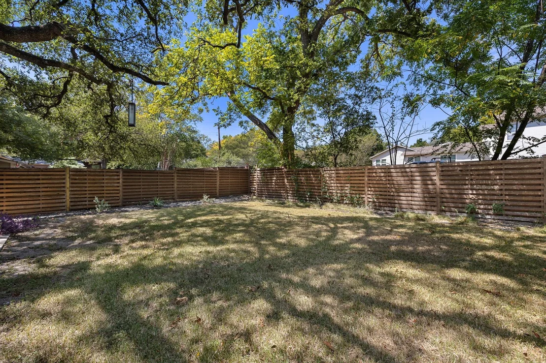 Photo of 1208 Kinney Ave