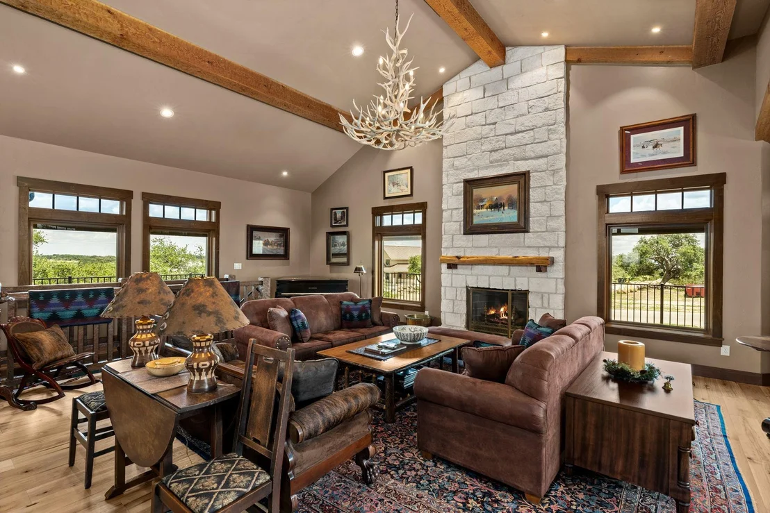 Photo of 115 Trophy Oak PT