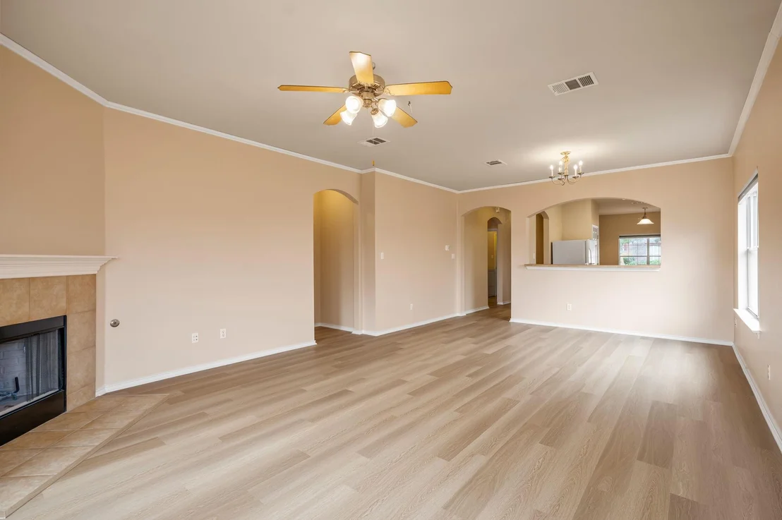 Photo of 248 Amber Oak DR