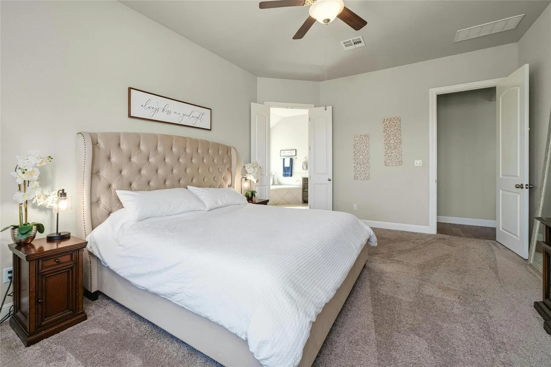 Photo of 401 Jacksdaw DR