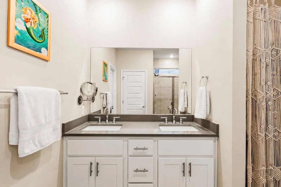 Photo of 862 Pepperbark LOOP