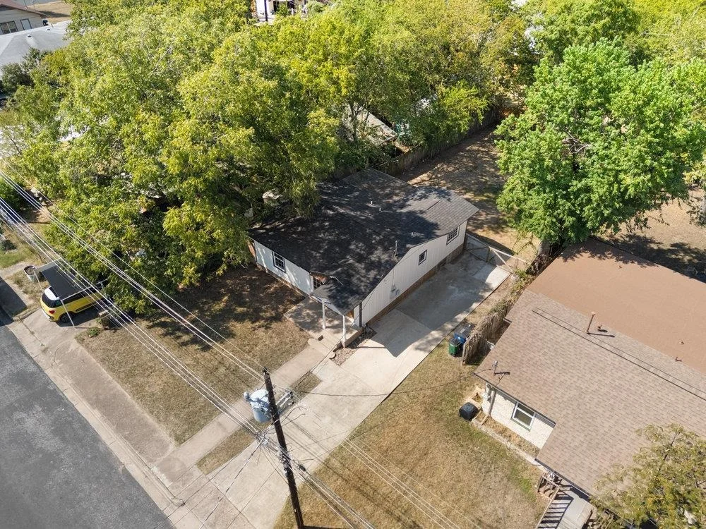 Photo of 1176 Graham ST