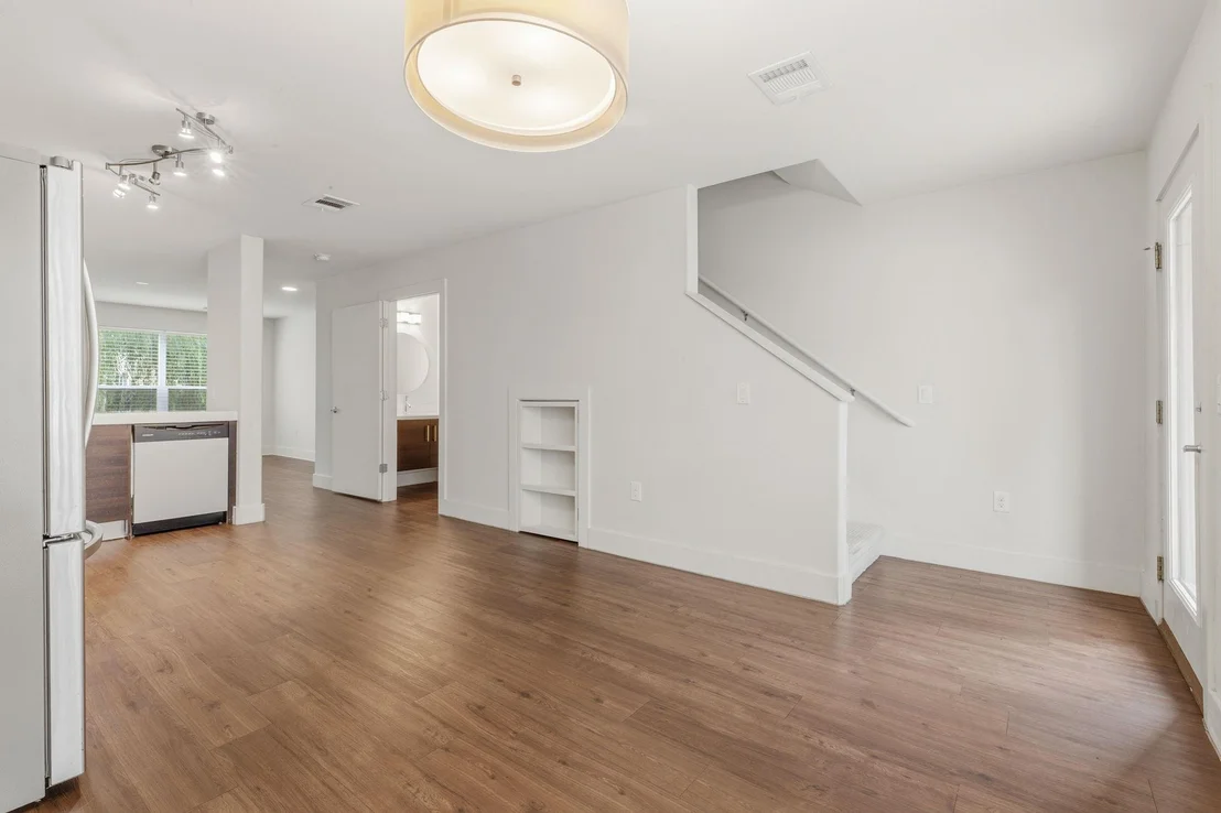 Photo of Unit 708 at 1101 Grove BLVD