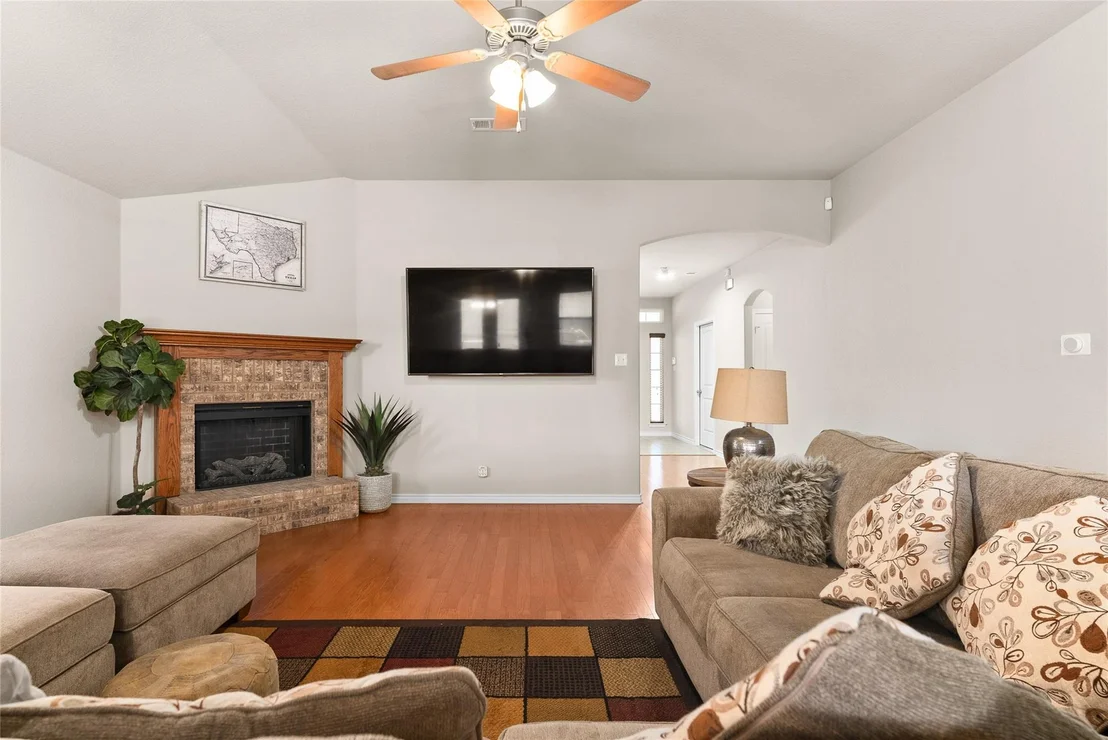 Photo of 2608 Tarrant County DR