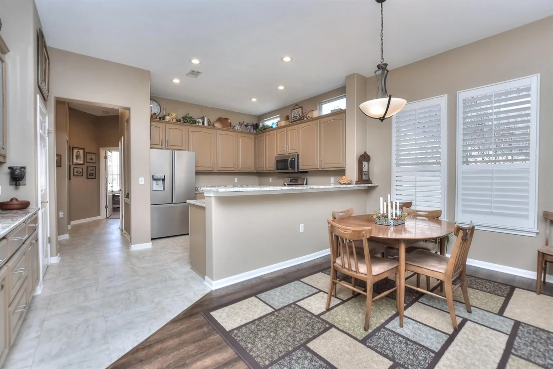 Photo of 111 Juniper Berry TRL