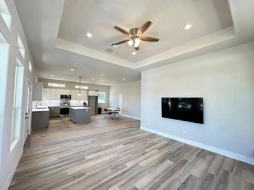 Photo of 195 Covert DR