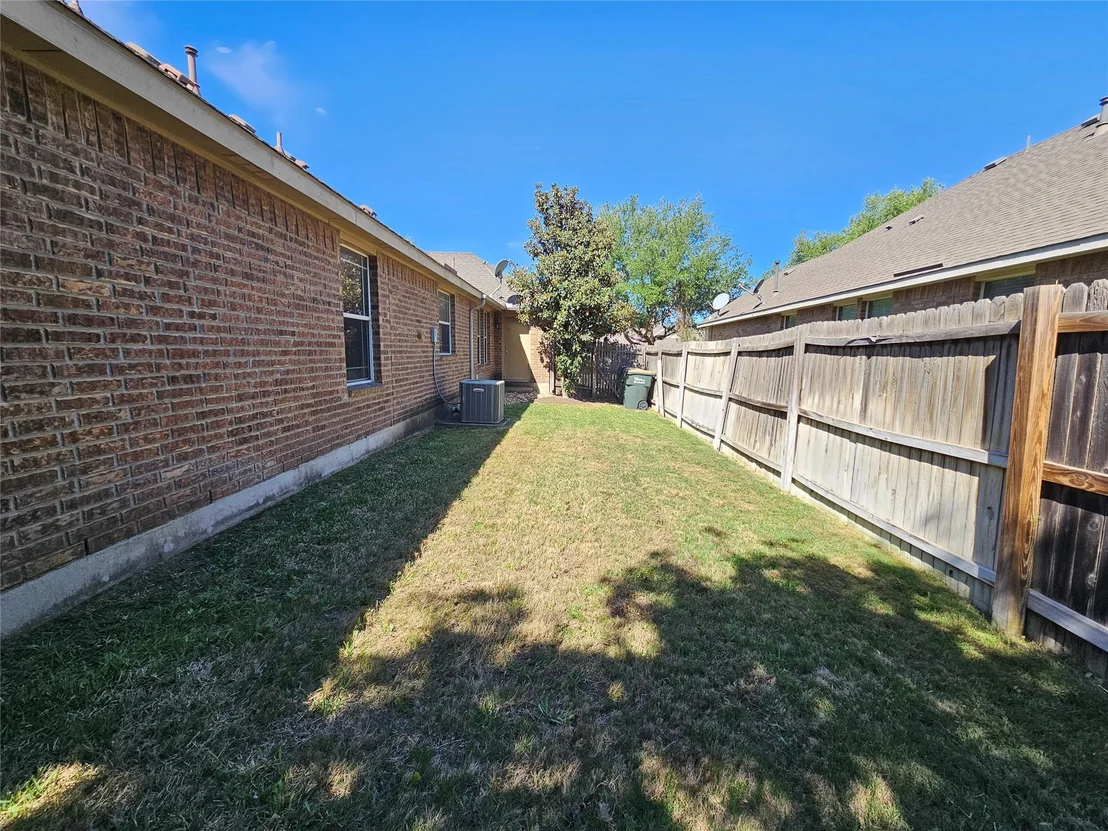 Photo of 1323 Talley LOOP
