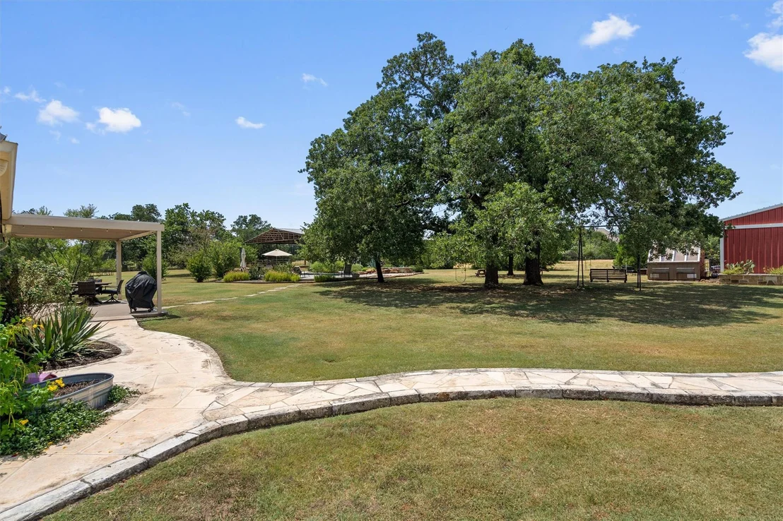 Photo of 323 Patricia RD