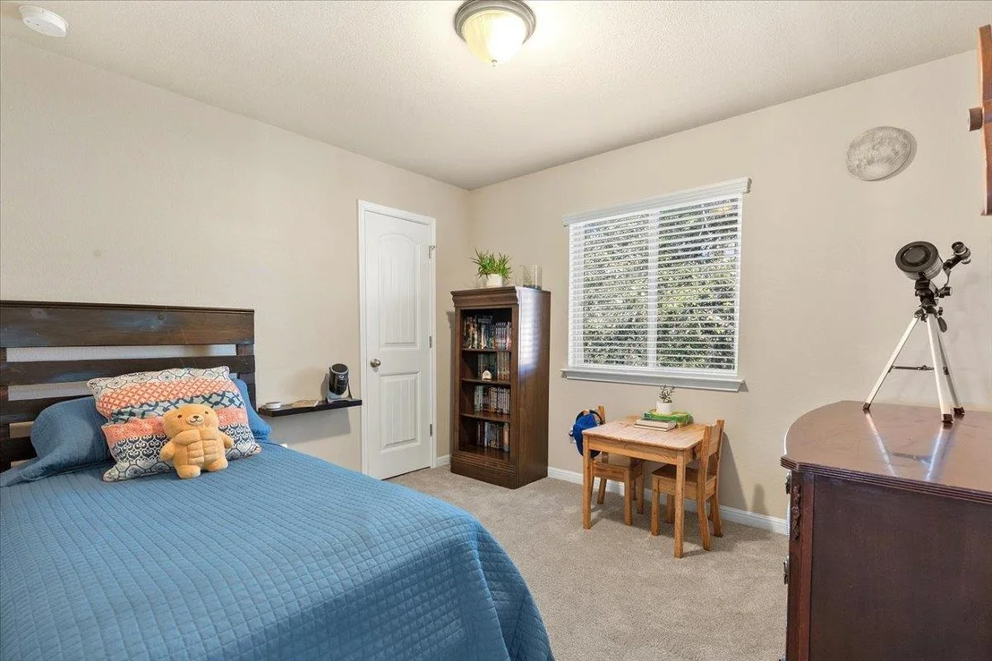 Photo of 561 Stone View TRL