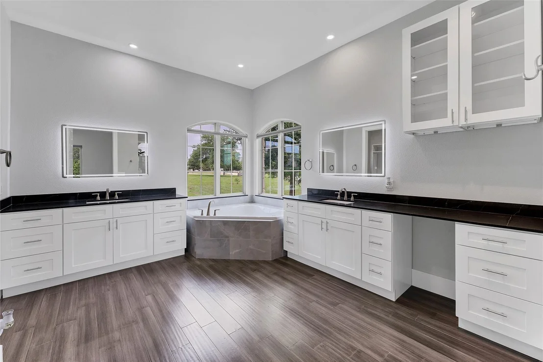 Photo of 145 Pavilion DR