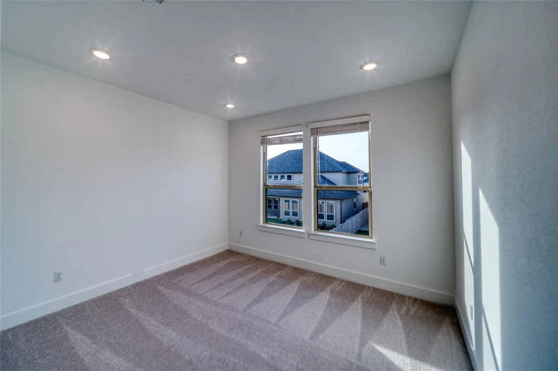 Photo of 3321 Mongolian DR