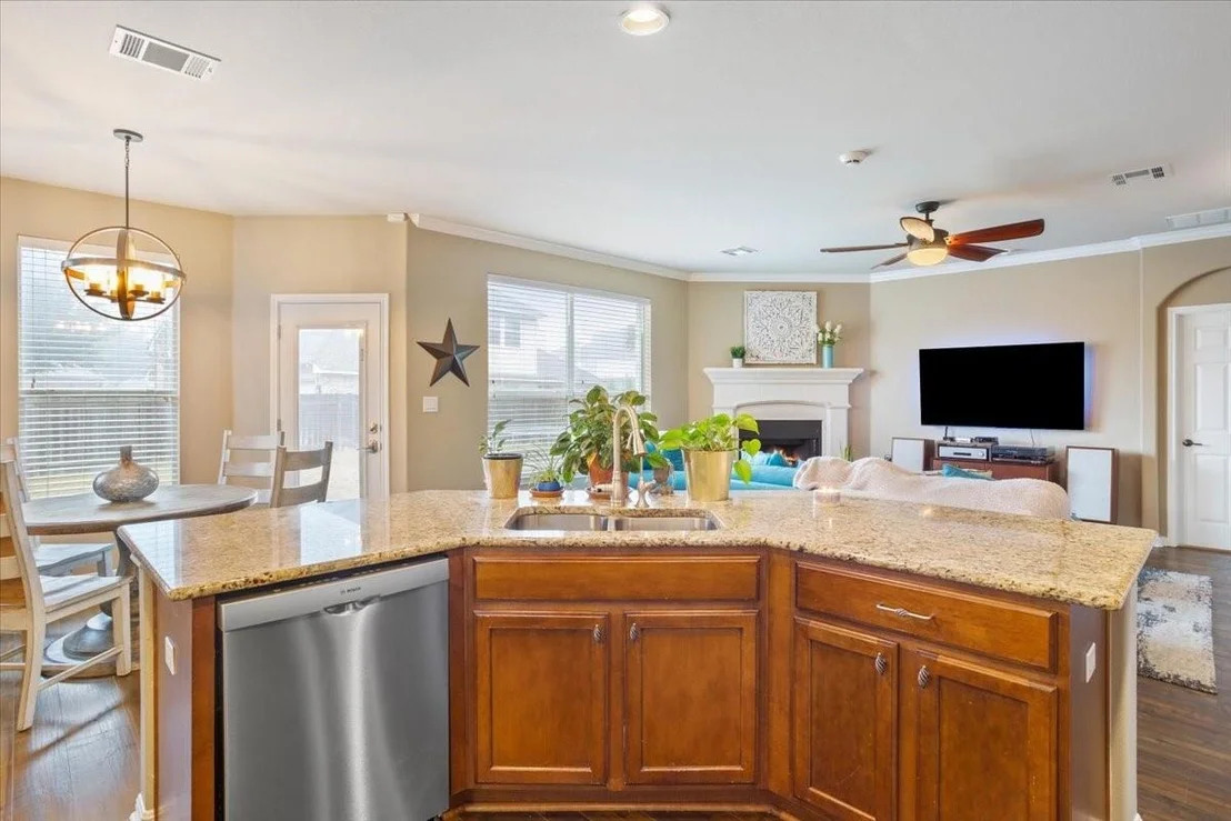 Photo of 20609 Meridian BLVD