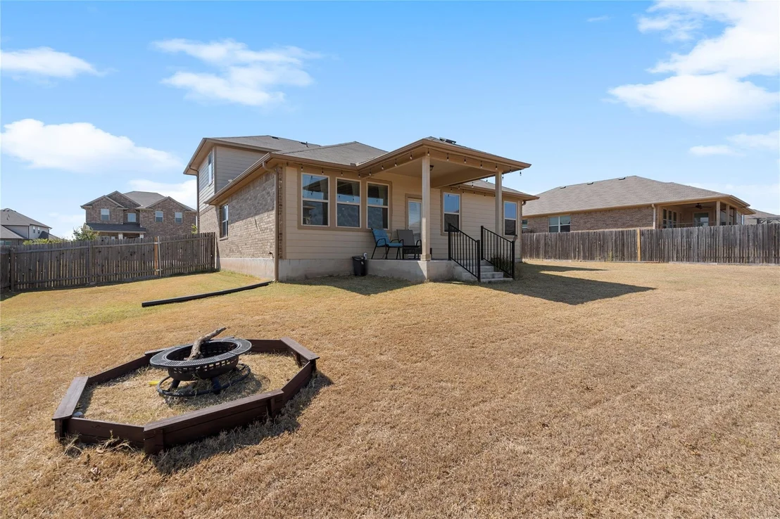 Photo of 716 Manzano LN