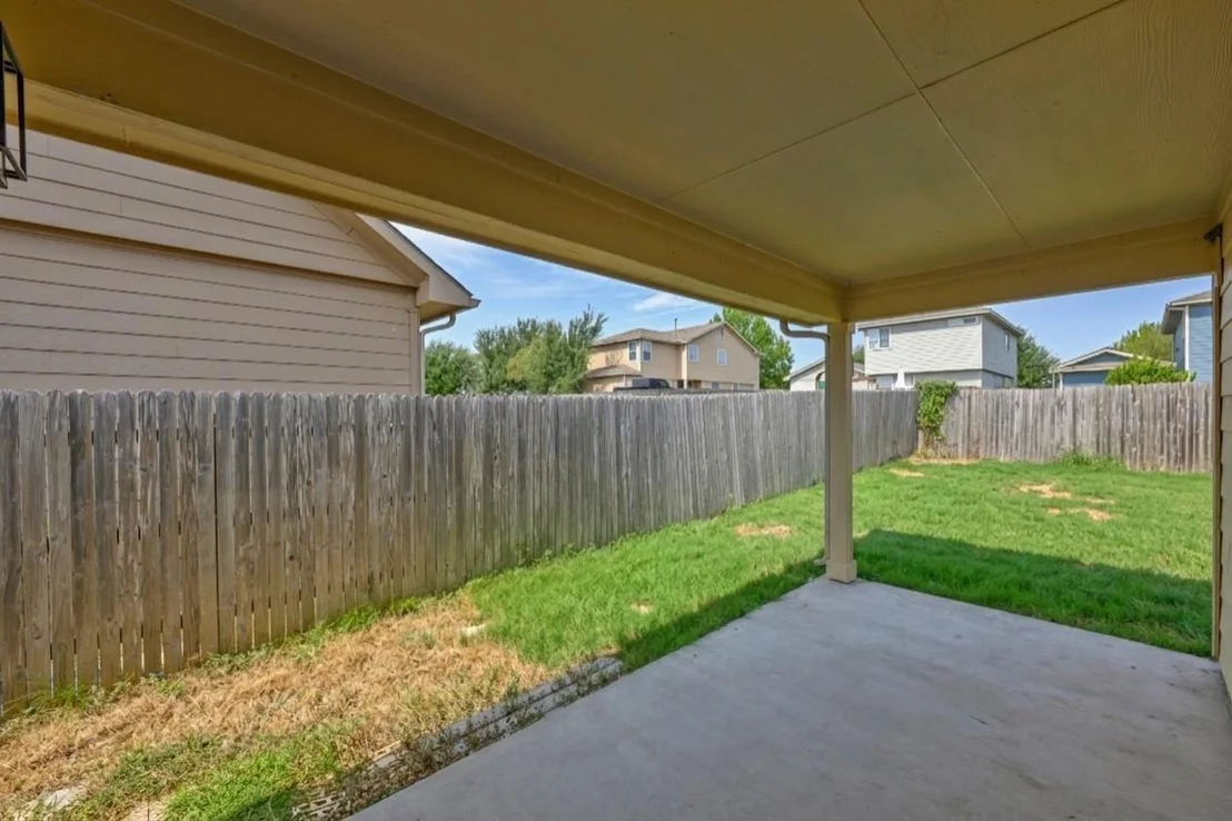 Photo of 19021 Great Falls DR