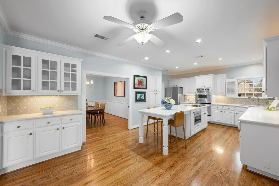 Photo of 10401 Pinehurst DR