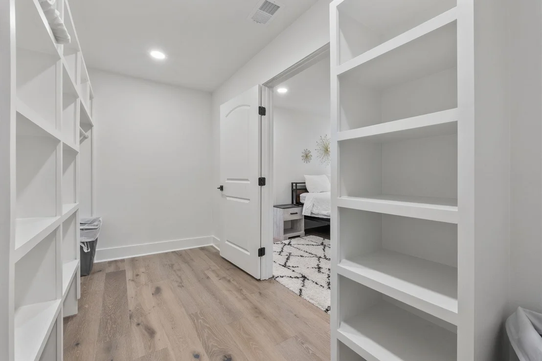 Photo of 5800 Marilyn DR