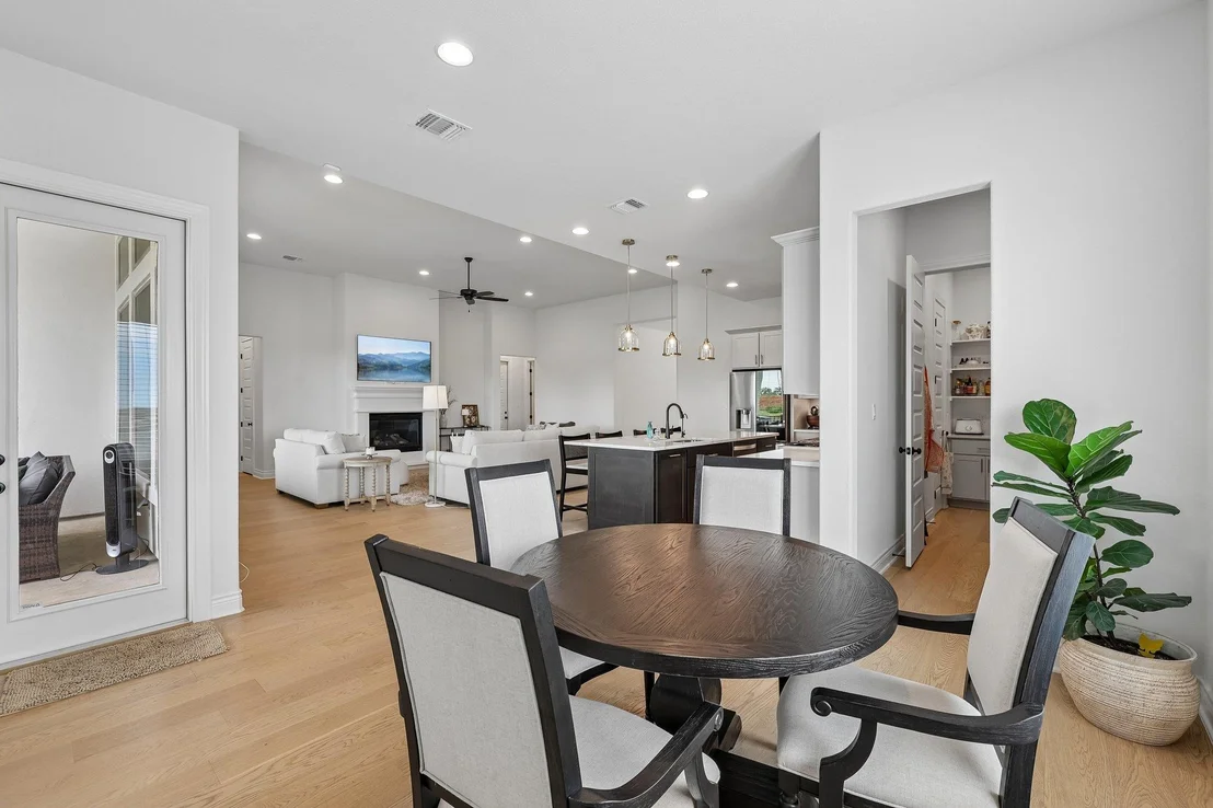 Photo of 130 Firethorn LOOP