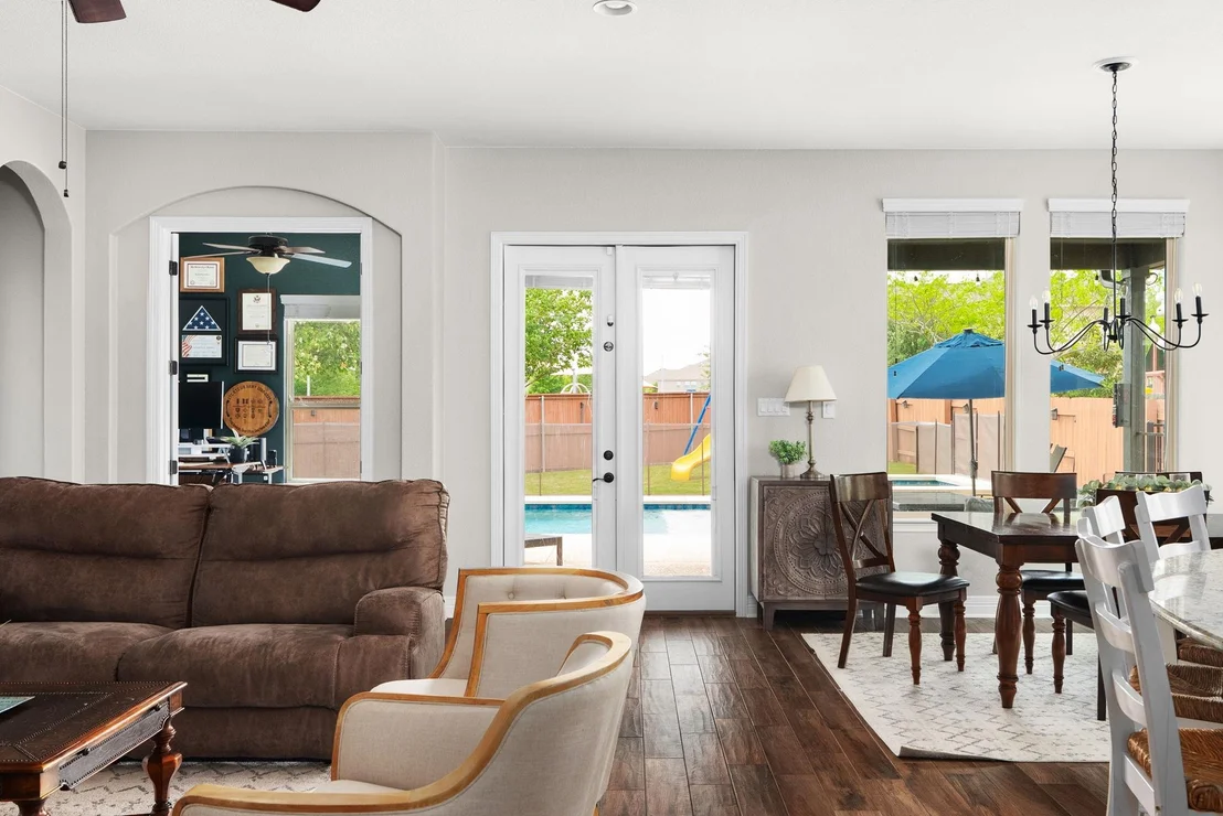 Photo of 18008 Monarch Butterfly WAY