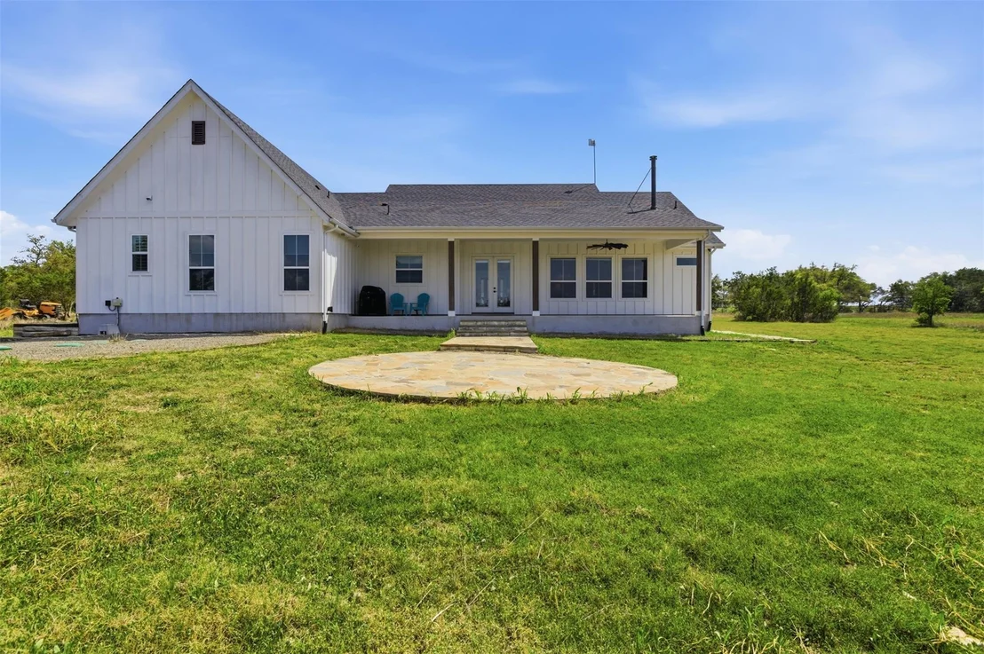 Photo of 300 County Road 220
