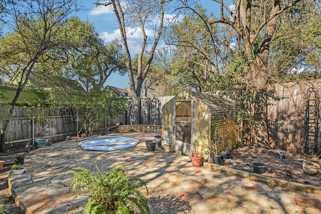 Photo of 8900 Currywood DR