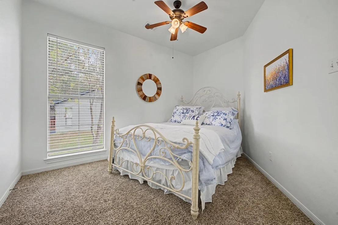 Photo of 243 Riverbirch
