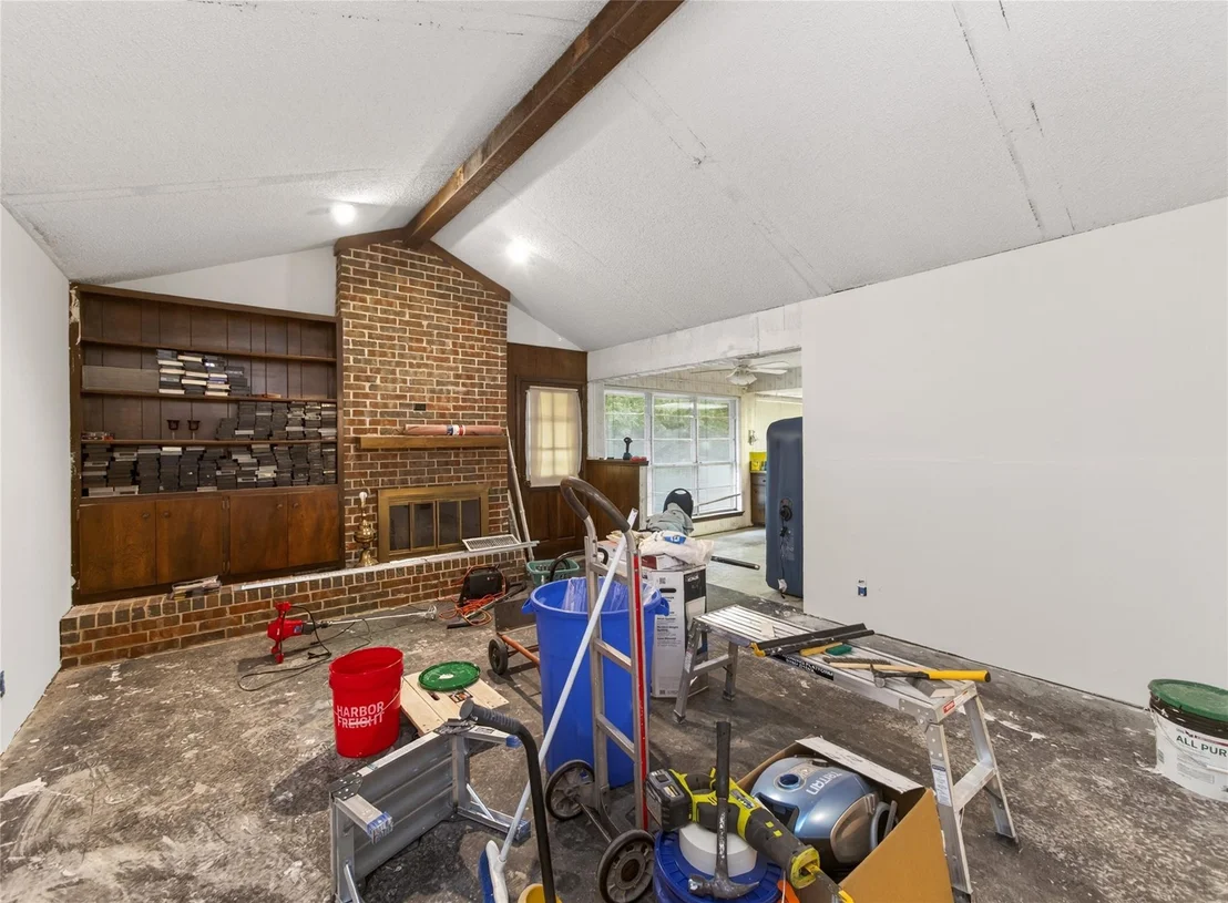 Photo of 8804 El Rey BLVD