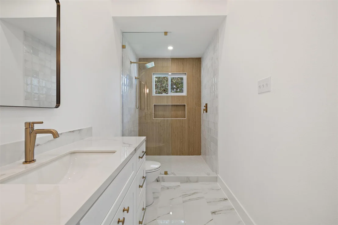 Photo of 1111 Spearson LN