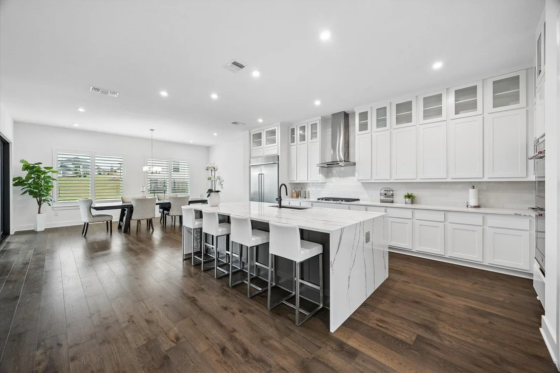 Photo of 2513 Novara TRL