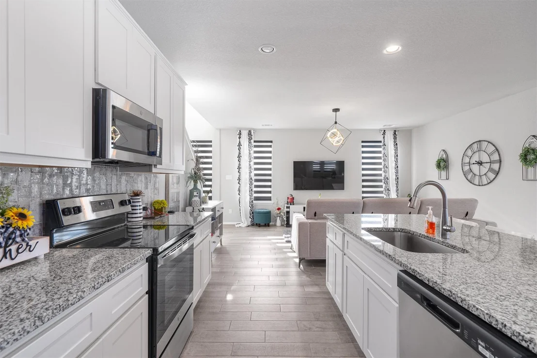 Photo of 508 Star Garnet CT