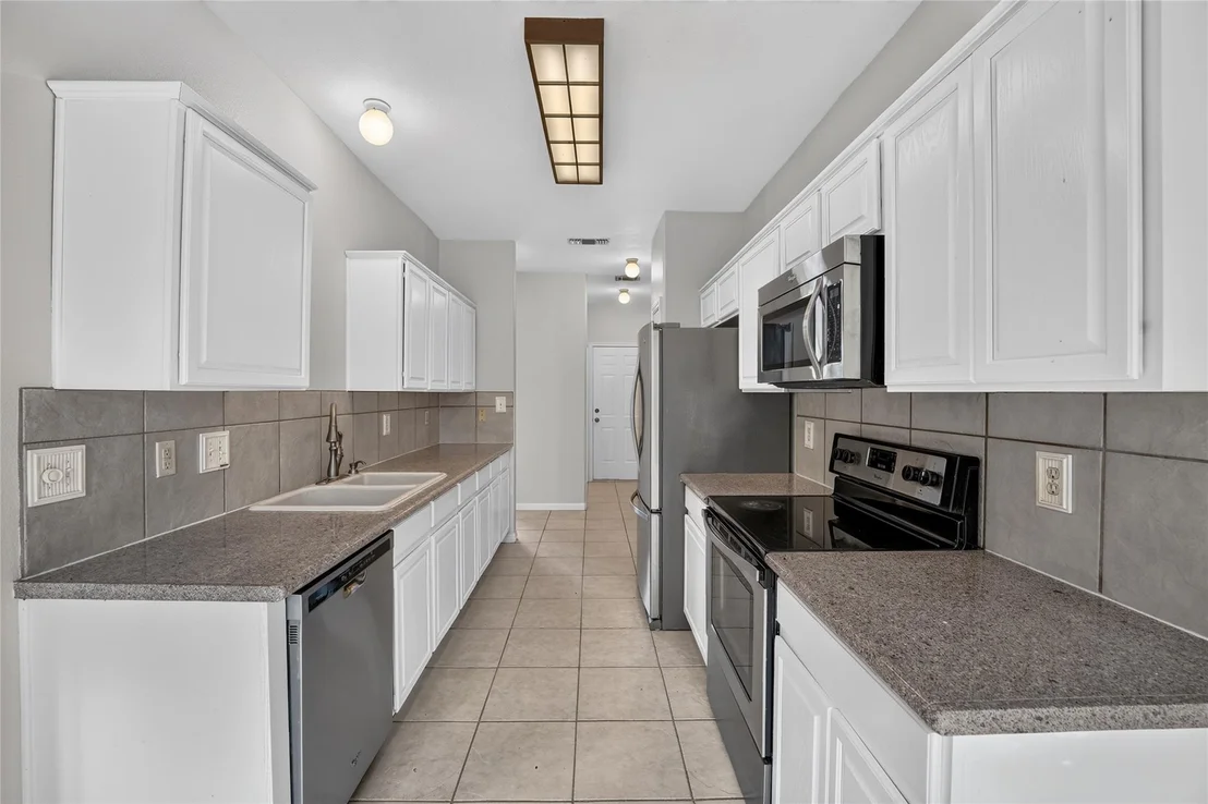 Photo of 4 Cedarwood CIR