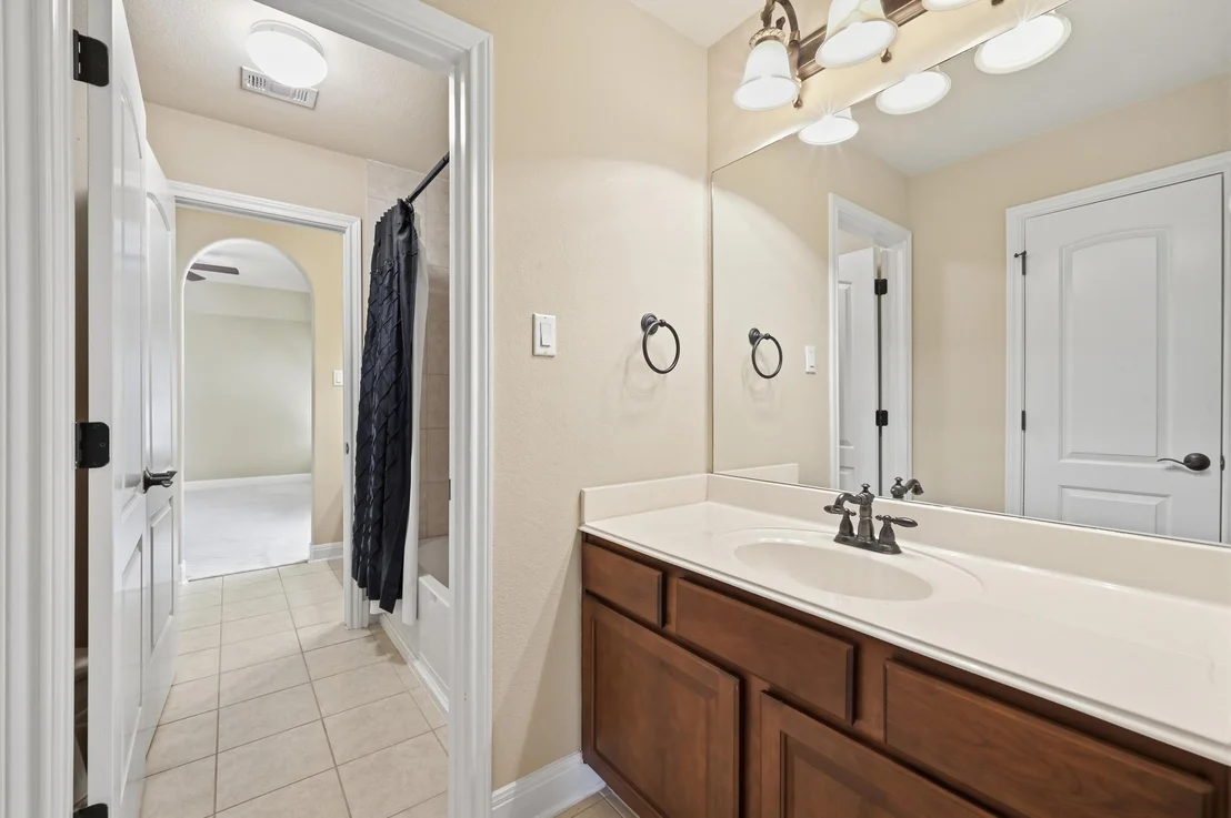 Photo of 111 WHITLEY DR
