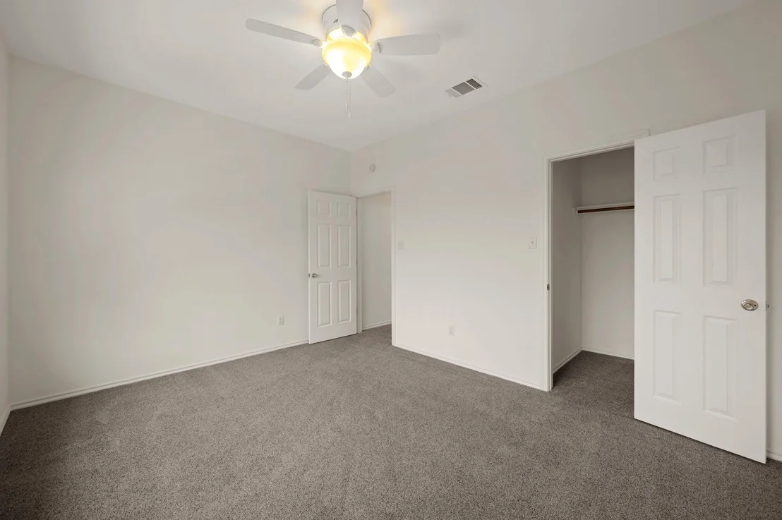 Photo of 11207 Crossland DR