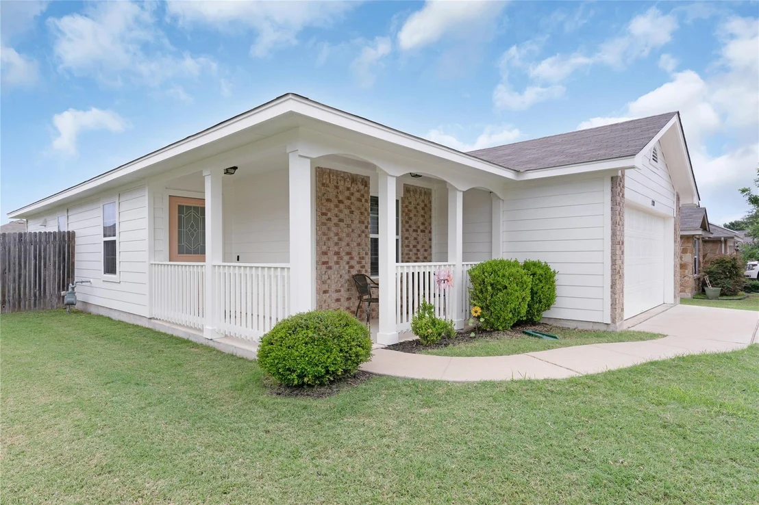 Photo of 18708 Golden Eagle WAY